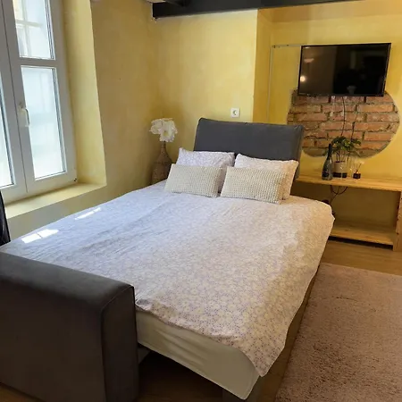 Oasis-with Parking *