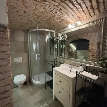 Oasis-with Parking Liubliana